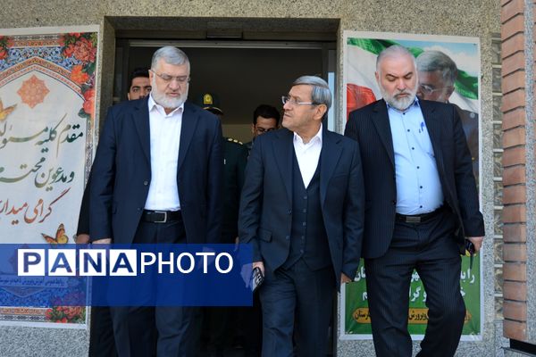 سفر یک‌روزه استاندار تهران به شهرستان بهارستان