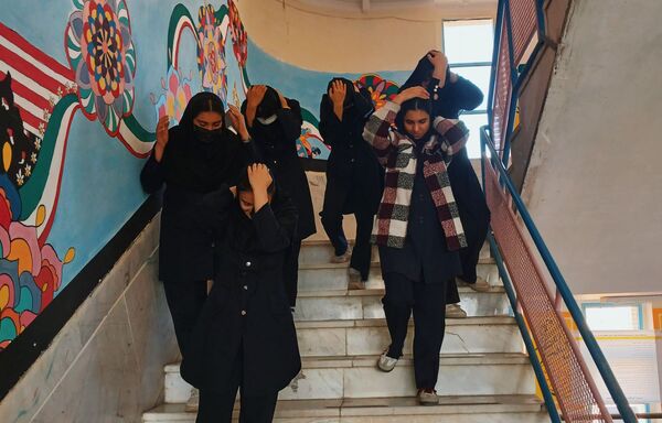 هنرستان جنت فارسان میزبان مانور زلزله
