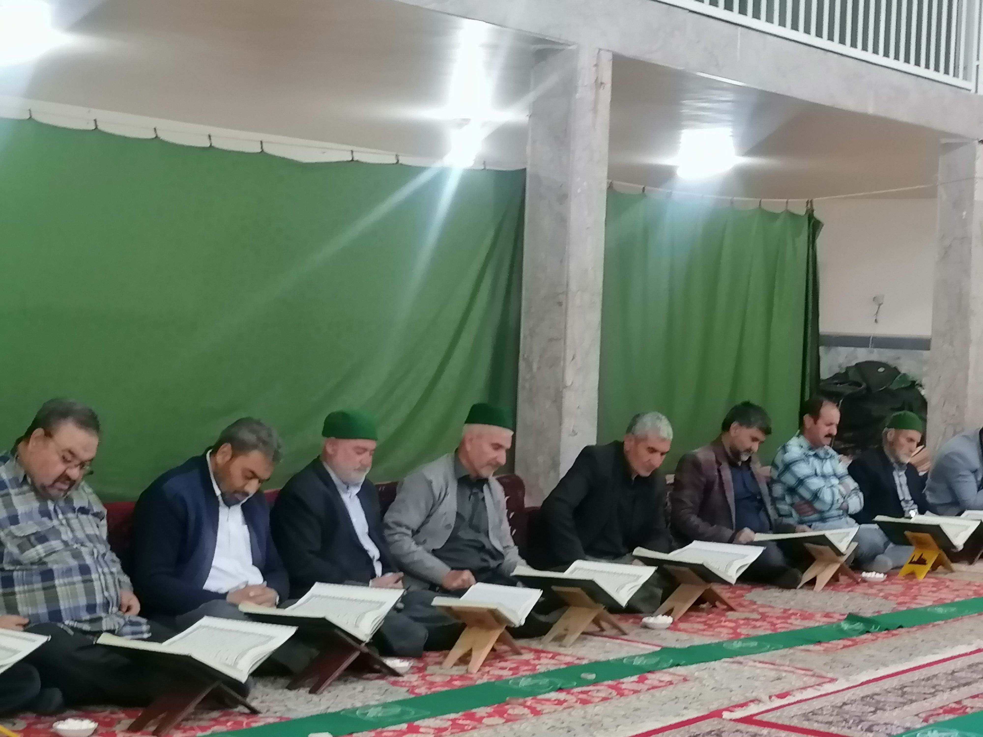 محفل انس با قرآن کریم در مسجد جامع شهر بار نیشابور 