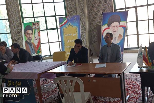 میز خدمت آموزش و پرورش خراسان شمالی در نماز جمعه؛ پاسخگویی مستقیم به مطالبات مردم