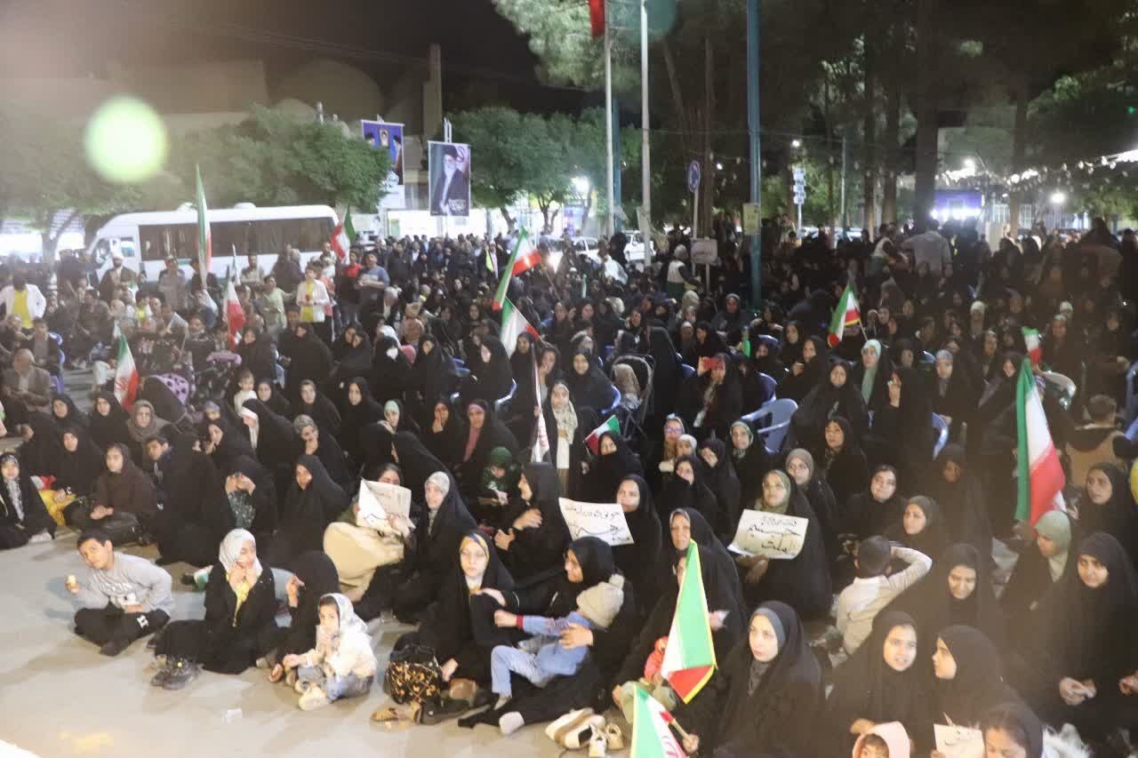 پنجاه ونهمین اجتماع بزرگ شبانه مردم ابرکوه