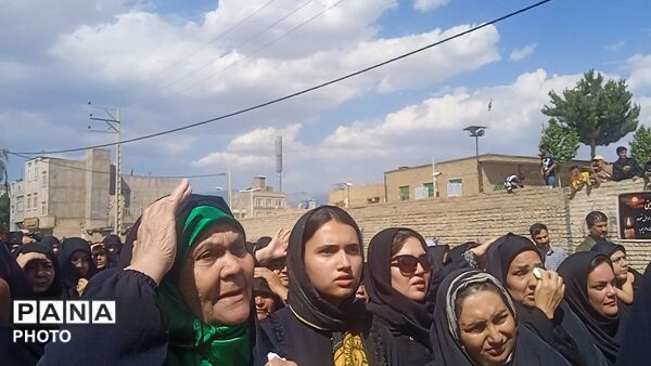 بدرقه و وداع همراه با تشیع شهید سید مصطفی حسینی