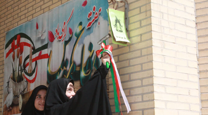  جشن جوانه ها و طنین درس و امید در شهرستان میبد
