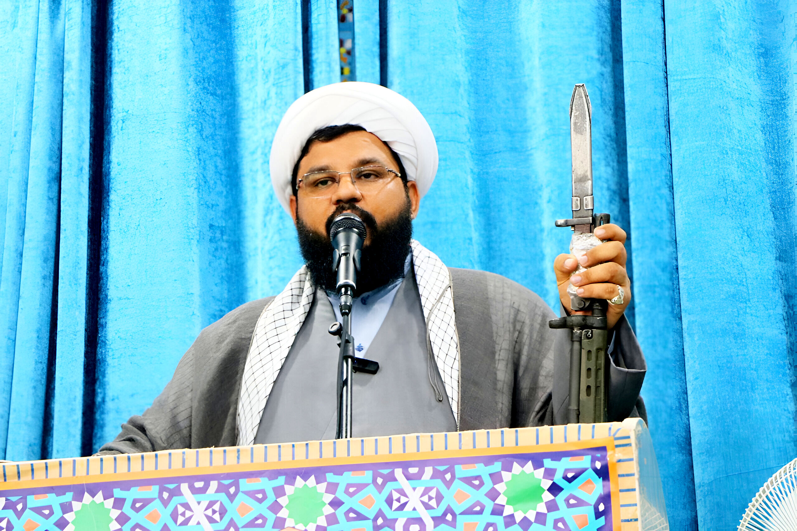 امام‌جمعه ریگان: افسانه نفوذناپذیری رژیم صهیونیستی با اقدام وزارت اطلاعات شکست