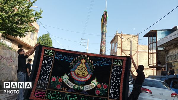 هیئت عزاداری و زنجیر زنی تکیه ابوالفضلی در روز تاسوعای حسینی