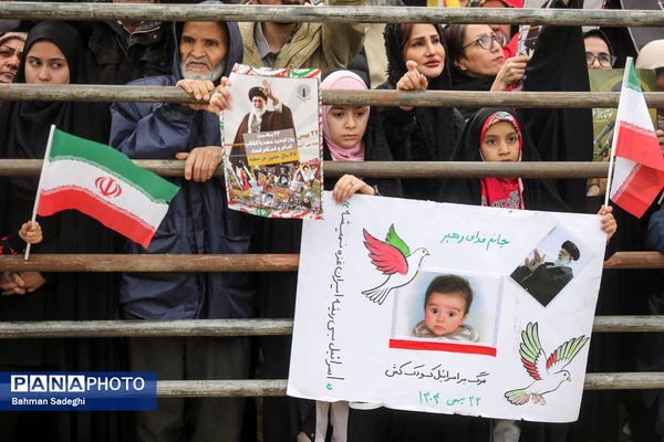 سخنرانی رئیس جمهور در جمع راهپیمایان ۲۲ بهمن