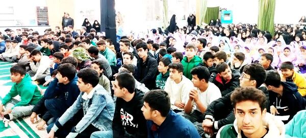 یادواره شهدای معلم و دانش آموز شهر زاوین 
