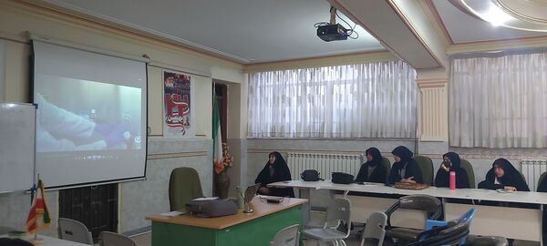 کارگاه آشنایی با تجهیزات آزمایشگاه کشت سلول و تکنیک‌های آسپتیک