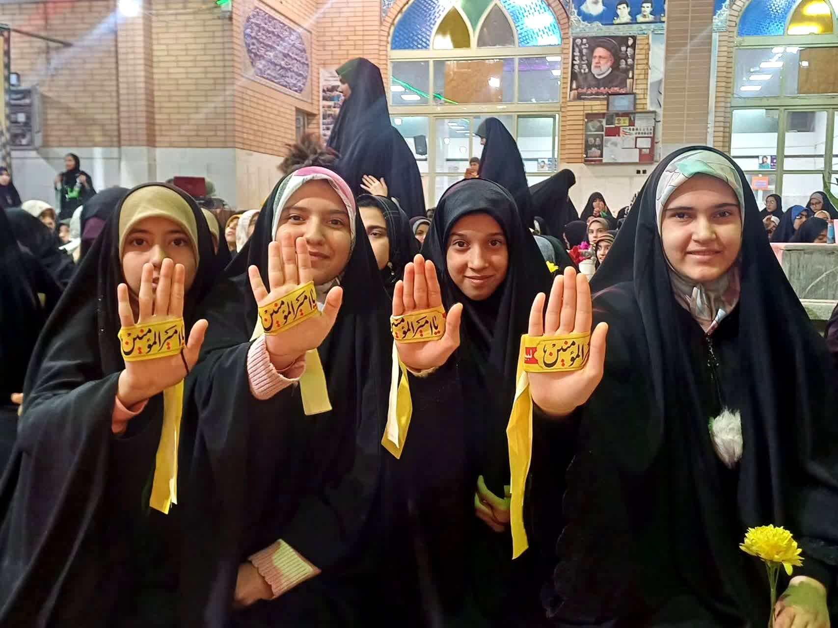 مراسم معنوی اعتکاف در مجموعه رستگاران شهرستان برخوار  