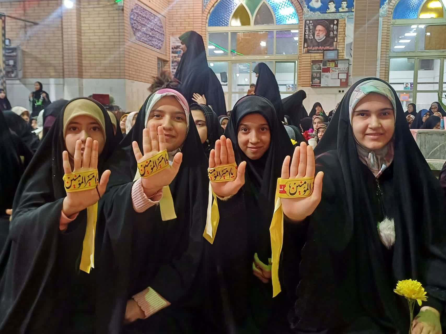 مراسم معنوی اعتکاف در مجموعه رستگاران شهرستان برخوار  