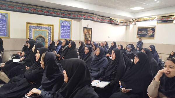اولین همایش توانمندسازی آموزگاران در بازشناسی خط قرآن درسی و شیوه‌های نوین آموزش کشور در آذربایجان شرقی