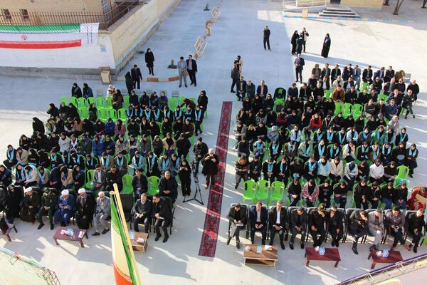 تجهیز هنرستان ۱۲ کلاسه «بصیرت سملقان»  به امکانات آموزشی نوین
