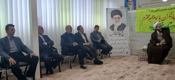 دیدار تعاونی‌گران شهرستان خلیل‌آباد با امام جمعه در هفته تعاون