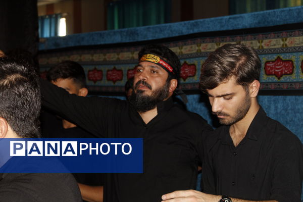 عزاداری مردم بندرعباس در تاسوعای حسینی