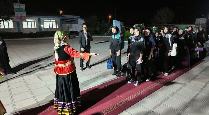 آغاز مسابقات ورزشی دانش‌آموزان دختر چهار استان به میزبانی زنجان