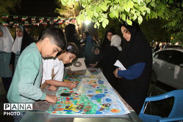 جشن روز دختر در ورودی باغ دولت آباد یزد