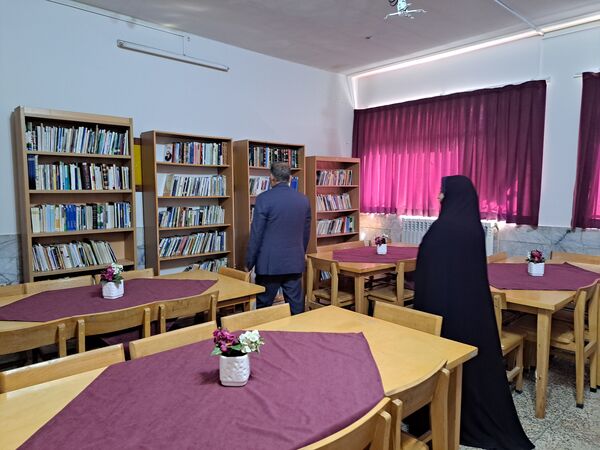 افتتاح کتابخانه دبیرستان علی افشار نژاد ناحیه ۶