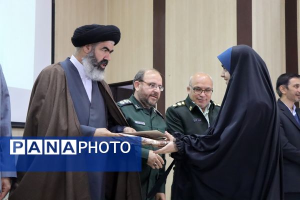  آیین بدرقه کاروان راهیان نور شهرستان بهارستان