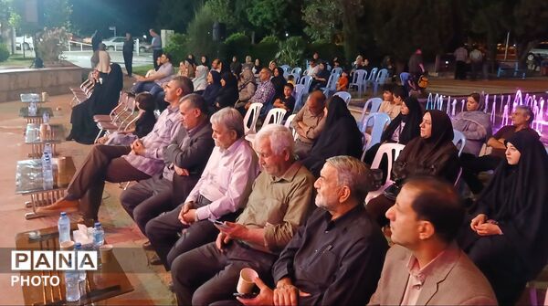شب شعر برمدار نور به مناسبت سالروز ورود امام رضا (ع) به نیشابور 