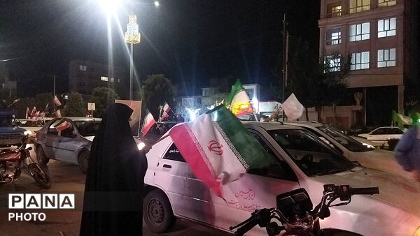 شبی پرنور در بلوار فضل نیشابور 