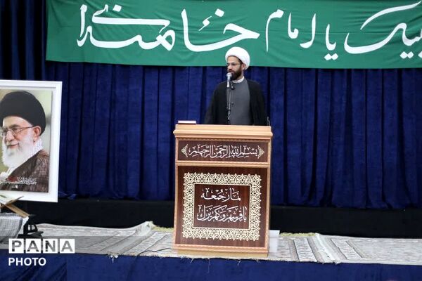 شکوه بندگی در نماز عید قربان باقرشهر 