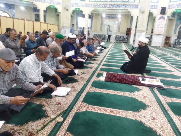 حضور نماینده مردم ترشیز در مجلس شورای اسلامی در مسجد جامع بردسکن