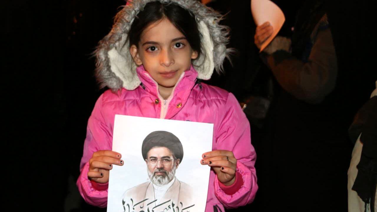دهه نودی‌ها هم به میدان آمدند
