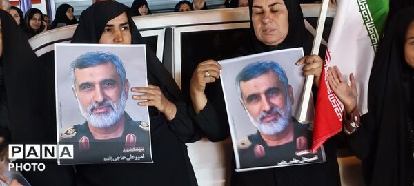 اجتماع میثاق  با امام شهید و بیعت با سومین رهبر انقلاب اسلامی در گچساران