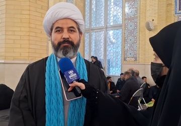 بهترین شیوه برای ارتقای سطح بینش نسل جوان، اتکا به فعالیت‌های فرهنگی و هنری است