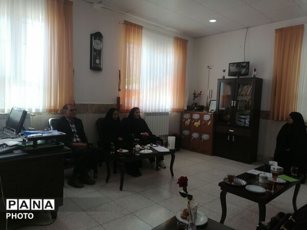 بازدید کارشناسان  آموزش و پرورش خلیل آباد از آموزشگاه زهرا عبداللهیان