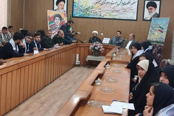 هفته بسیج دانش‌آموزی فرصتی مناسب برای جهاد تبیین 