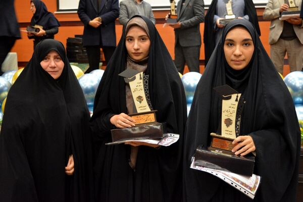 تجلیل از افتخارآفرینان کنکور