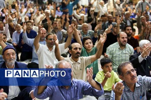 جشن سالروز آغاز امامت حضرت ولی عصر(عج) در حرم کریمه اهل بیت(س)