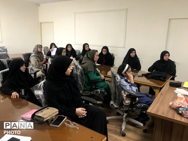 دوره آموزشی مهارت‌های خود‌امدادی و دگر‌‌امدادی در تهران