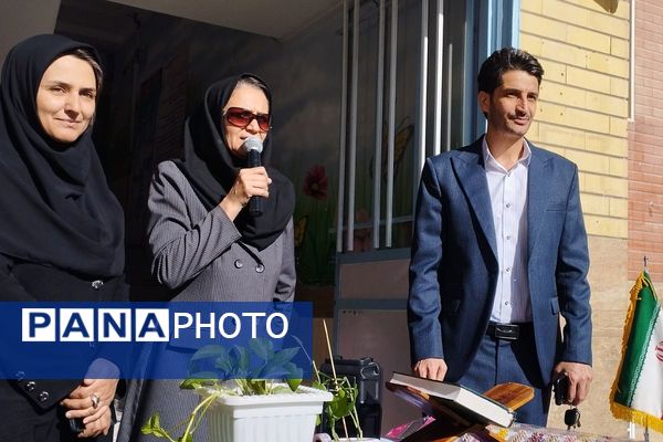 برگزاری مراسم روز دانش‌آموز در مدارس بهارستان‌دو
