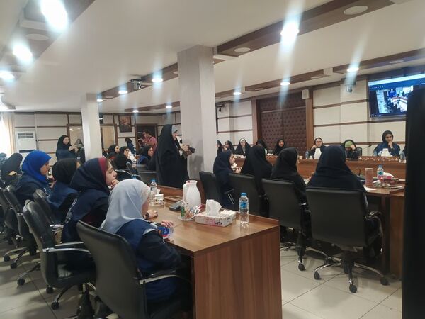حضور خبرنگاران پانا استان قم در دوره آموزشی نوراوی مهر