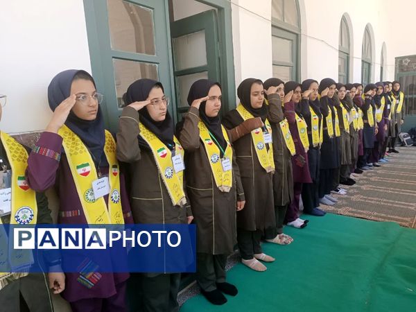 برگزاری اردوی تشکیلاتی یاور مربیان پیشتاز در یزد