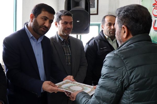 آیین خشت‌گذاری مدرسه مشارکتی قائم آل محمد (عج) پاکدشت 