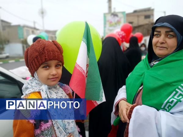 خروش حماسی مردم کردکوی در آیینه‌ شکوه ۲۲ بهمن