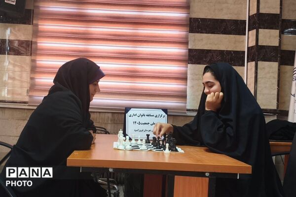 شور و نشاط در ادارات فیروزکوه؛ برگزاری مسابقات ورزشی بانوان به مناسبت هفته جمعیت