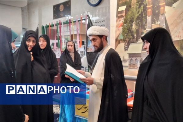 برگزاری جشنواره نمایشگاه اسوه پایگاه بسیج خواهران حضرت زینب(ع)