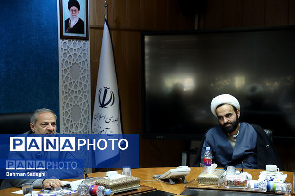 دیدار وزیر آموزش و پرورش با مسئولان اتحادیه انجمن‌های اسلامی دانش‌آموزی سراسر کشور