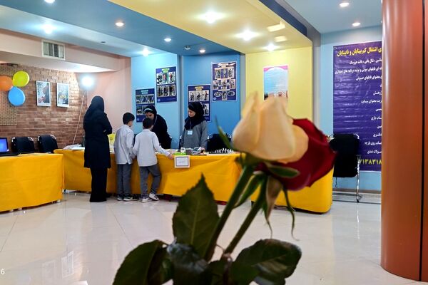 نمایشگاه توانمندی‌های نابینایان در موسسه توانگران کارآفرین شیراز