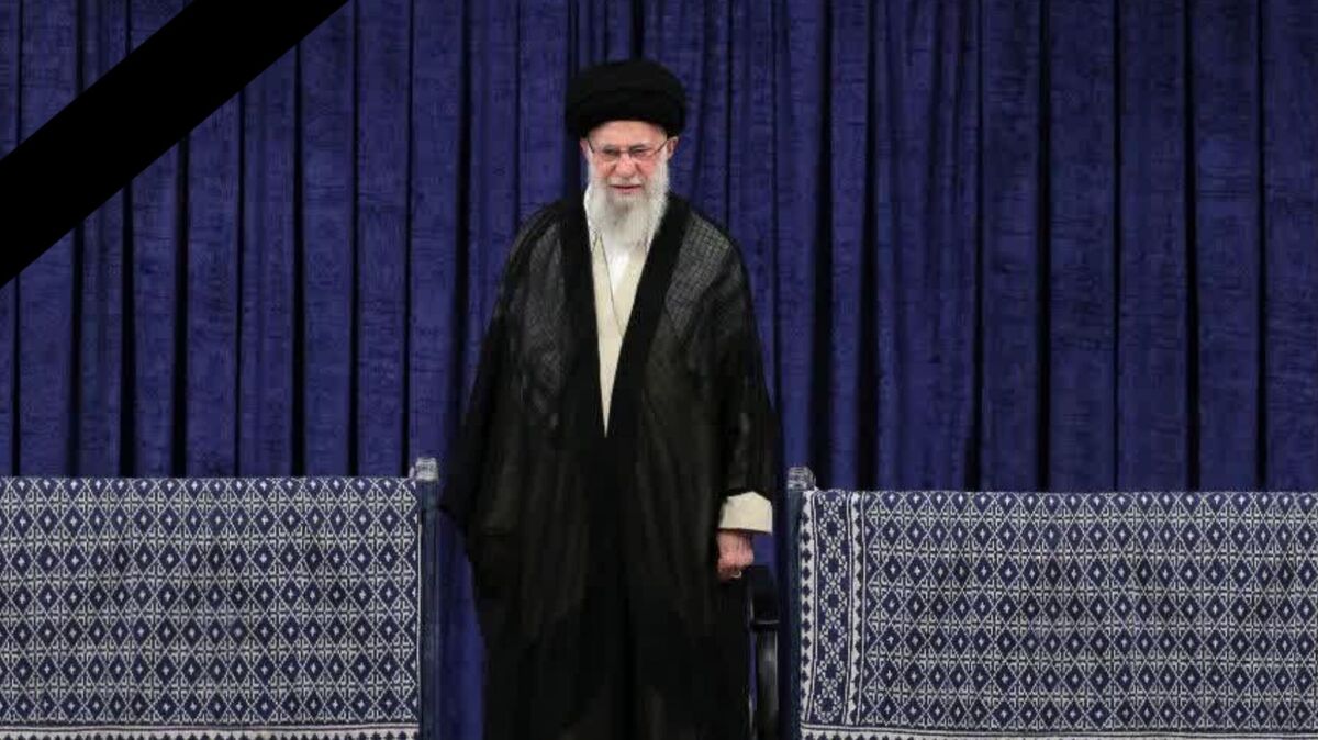 چهل روز ایستادگی در سایه‌ی سارِ فقدان

