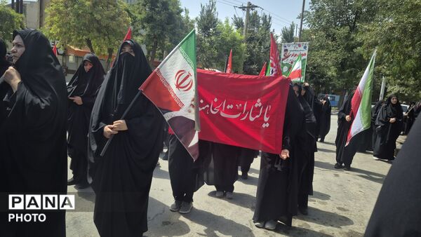 حضور پرشور جاماندگان در پیاده‌روی اربعین حسینی در شهر فارسان 