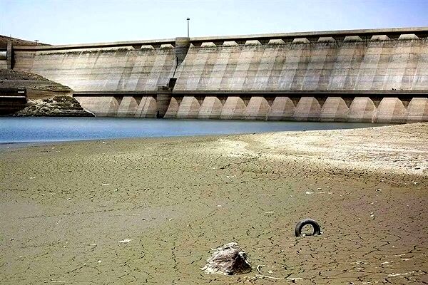 وضعیت بحران‌آمیز آب کرج همچنان ادامه دارد