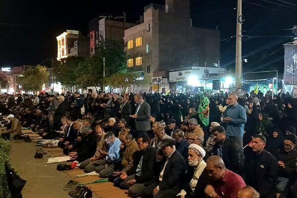 پنجاه و شش شب در میدان پای کار ایران