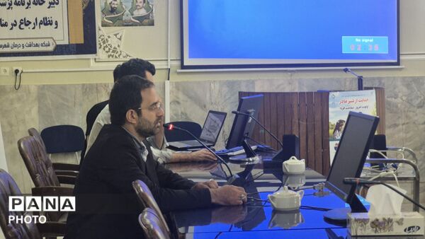 نشست رهبران تخصصی جهاد تبیین در فارسان