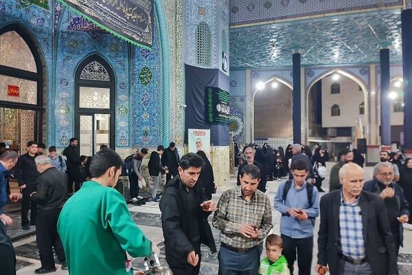 شهریار غرق در عطر فاطمی شد