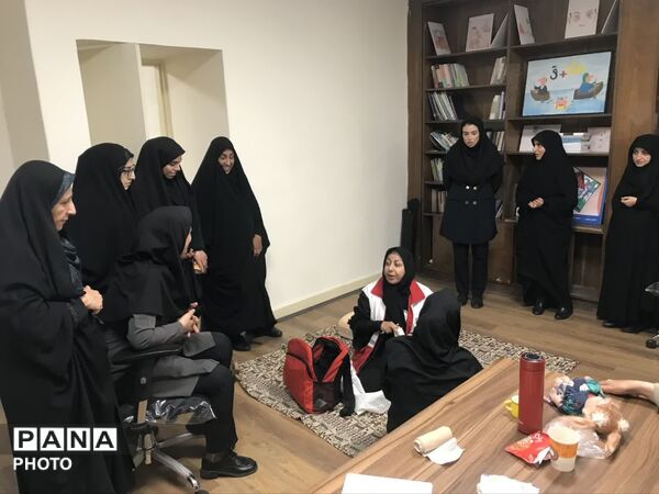دوره آموزشی مهارت‌های خود‌امدادی و دگر‌‌امدادی در تهران